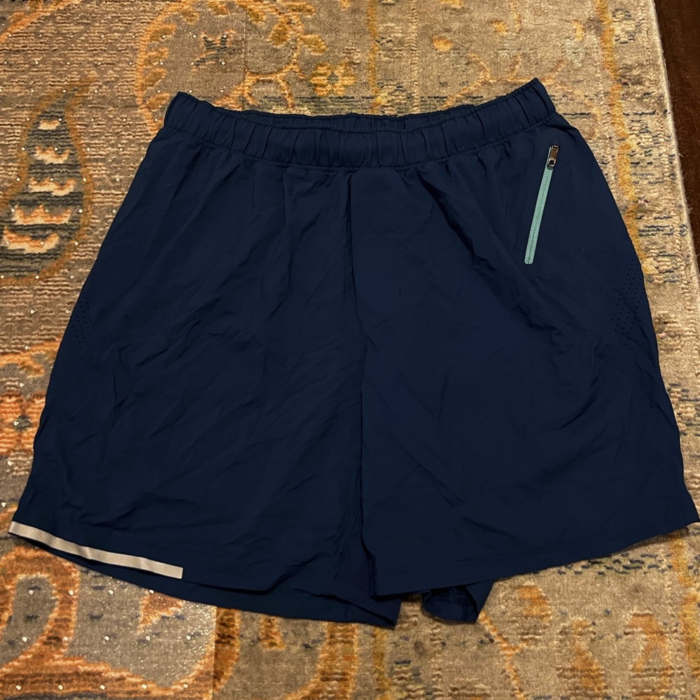 Lululemon Men’s Shorts Blue Medium